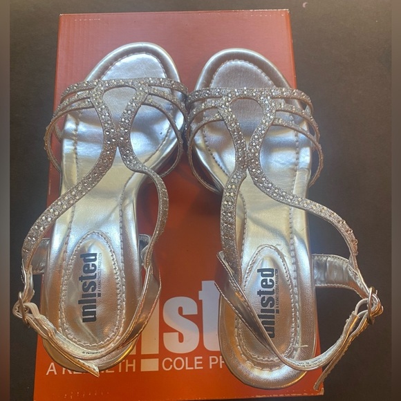 Unlisted silver heels - Picture 3 of 8